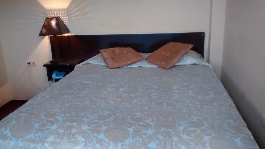 Hostal Iquique Lima Værelse billede